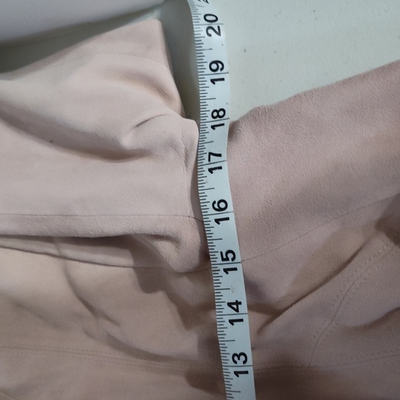 White House Black Market Flounce-Front Suede Jacket cropped light pink size m - Picture 8 of 14